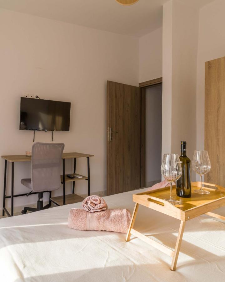 Seaside Serenity Suite In Loutra Kato Almiri Exterior photo